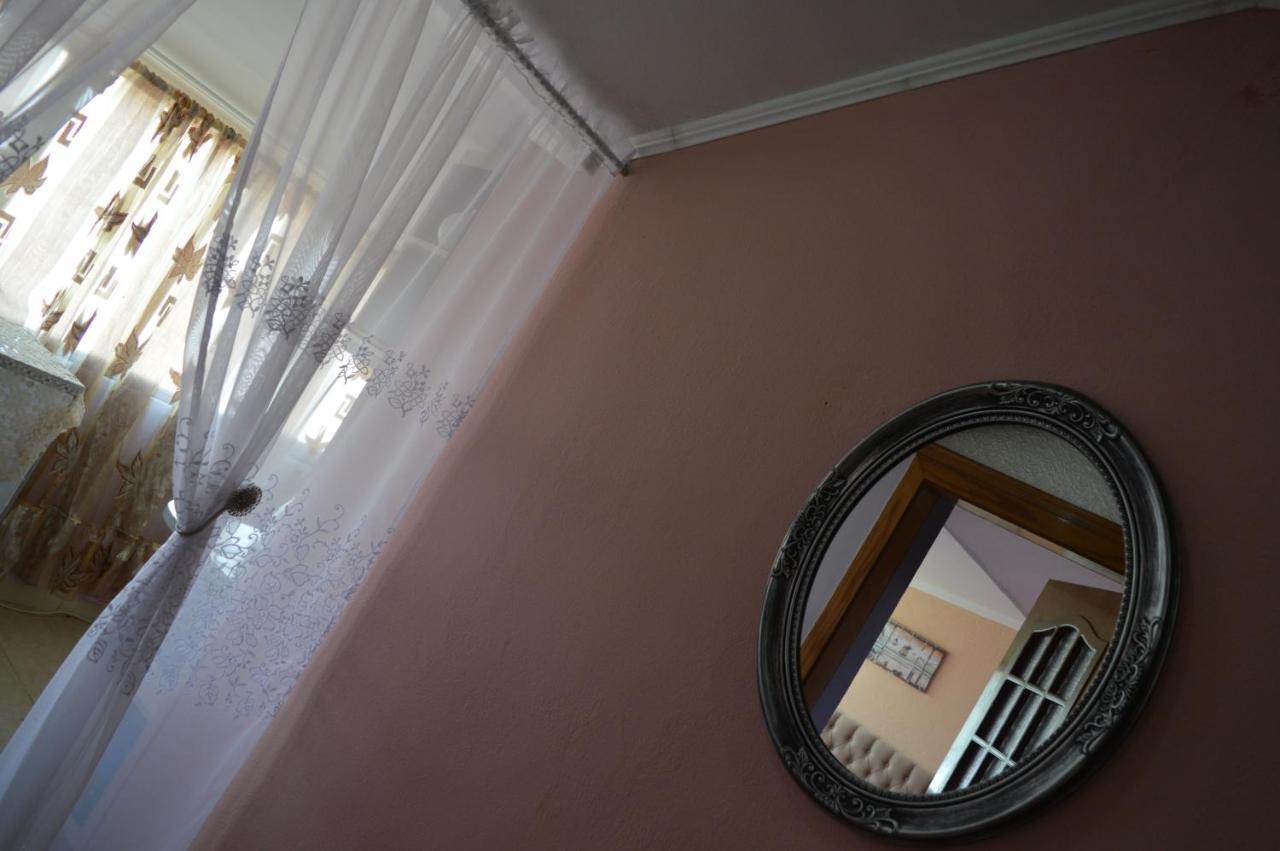 Inn Korca, Center City Apartament ภายนอก รูปภาพ